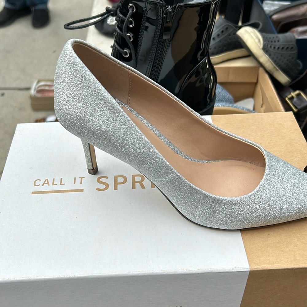 Call it spring woman’s shoes - Picture 6 of 10